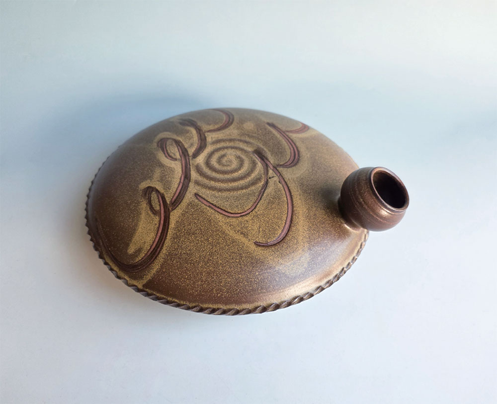 옹기자라병(Onggi terrapin-shapes earthenware)